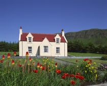 Cottage, Uig, Isle of Skye, Highlands, Scotland von Danita Delimont