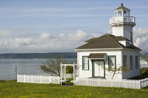 Small lighthouse in Port Townsend, WA von Danita Delimont