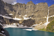 Iceberg Lake in Glacier National Park in Montana von Danita Delimont