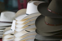USA-TEXAS-Hill Country-Fredricksburg: Cowboy Hats at the Texas Hat Shop von Danita Delimont