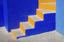 North America, Mexico, Guanajuato.  Very colorful stairs. von Danita Delimont