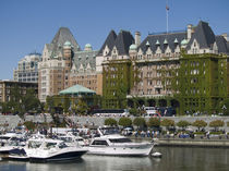 Victoria, Canada. The inner harbour in the hsitoric city of Victoria von Danita Delimont