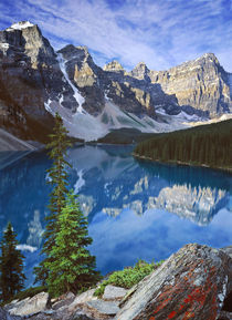 Moraine Lake, Canadian Rockies by Stephen Weaver