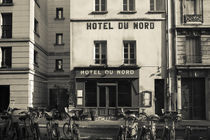 Facade of a hotel von Panoramic Images