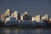 Buildings at the waterfront, Punta Del Este, Maldonado, Uruguay von Panoramic Images