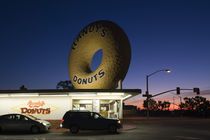 Donut's shop at dawn von Panoramic Images