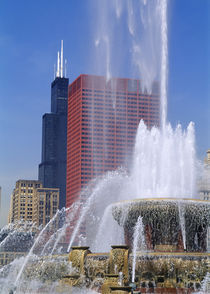 Fountain in a city, Buckingham Fountain, Chicago, Illinois, USA von Panoramic Images