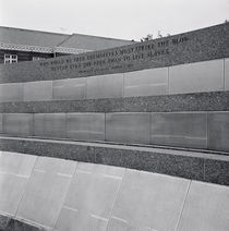 Text on the wall of a memorial von Panoramic Images