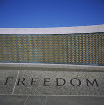 Star mounted on the wall of a war memorial von Panoramic Images