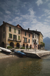 House at the lakeside von Panoramic Images