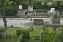 High angle view of tourists at a place of burial von Panoramic Images