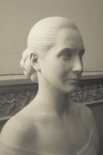 Statue of Eva Duarte Peron in a museum von Panoramic Images