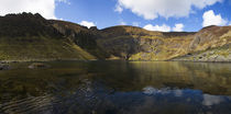Lough Coumshingaun, Comeragh Mountains, County Waterford, Ireland von Panoramic Images