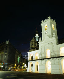 Museum lit up at night, Museo Del Cabildo, Buenos Aires, Argentina von Panoramic Images