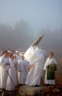 Samaritan pilgrimage to Mount Gerizim, raising the Torah scrolls by Hanan Isachar