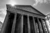 The Sun Shining above the Pantheon by Richard Susanto