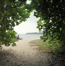 Lama Island - HK by Oliver Gräfe