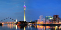 Düsseldorf Skyline - Nacht by Städtecollagen Lehmann