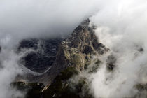 Gipfel in Wolken von Michael Mayr