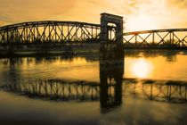 Hubbrücke in Magdeburg über die Elbe von magdeburgerin