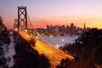 Oakland Bay Bridge und San Francisco Skyline von Rainer Grosskopf