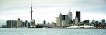 Skyscrapers at the waterfront, CN Tower, Toronto, Ontario, Canada von Panoramic Images