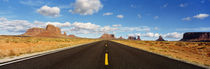 Road, Monument Valley, Arizona, USA von Panoramic Images