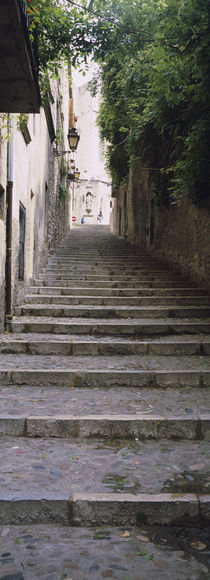 Narrow staircase to a street, Girona, Costa Brava, Catalonia, Spain von Panoramic Images
