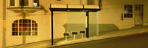 USA, California, San Francisco, Bus stop at night von Panoramic Images