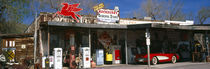 Store with a gas station on the roadside, Route 66, Hackenberry, Arizona, USA von Panoramic Images