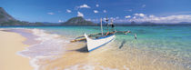 Fishing boat moored on the beach, Palawan, Philippines von Panoramic Images