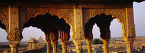 Monuments at a place of burial, Jaisalmer, Rajasthan, India von Panoramic Images