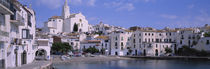 Panorama Print - Gebäude Waterfront Costa Brava, Spanien von Panoramic Images