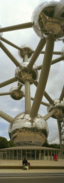 Low angle view of a sculpture of molecular model, Atomium, Brussels, Belgium by Panoramic Images