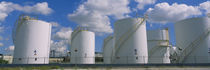 Storage tanks in a factory, Miami, Florida, USA von Panoramic Images