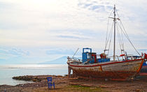 Boot auf griechischer Insel by buellom