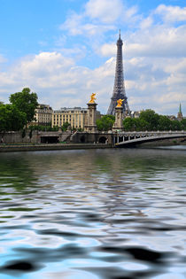 Spirit of Paris by Louise Heusinkveld