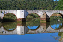 Ponte Romana crossing the River Arade, Silves, Algarve, Portugal.  von Louise Heusinkveld