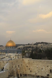 Jerusalem, a view of the Western Wall and the Dome of the Rock von Hanan Isachar