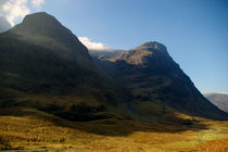 A View Of The Two Sisters In Glen Coe von Tamas Katai