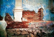 Brick and Blue von Bryan Dechter