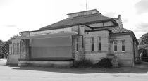 Glen Pavilion, Pittencrieff Park, Dunfermline . by Buster Brown Photography