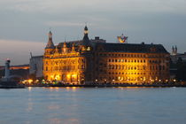 Haydarpasa Train Station by Evren Kalinbacak