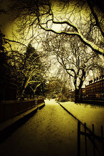 Winter London by NICOLAS RINCON