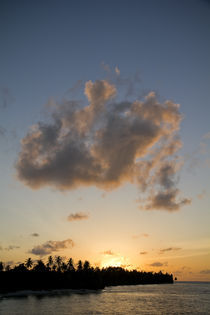 Maldivian Sunset A von Darren Martin