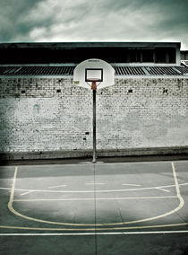 Basketball Court von Darren Martin