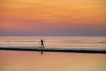 Boogie Boarding by John Greim