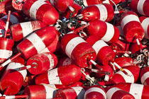 Lobster buoys, Maine, USA von John Greim