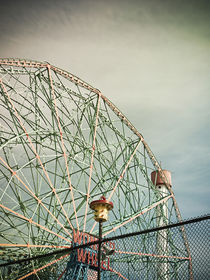 Wonder Wheel von Darren Martin