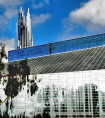 Glass Church in Los Angeles. by Maks Erlikh